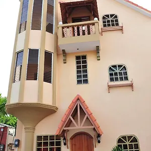 Los Jensen Albergue